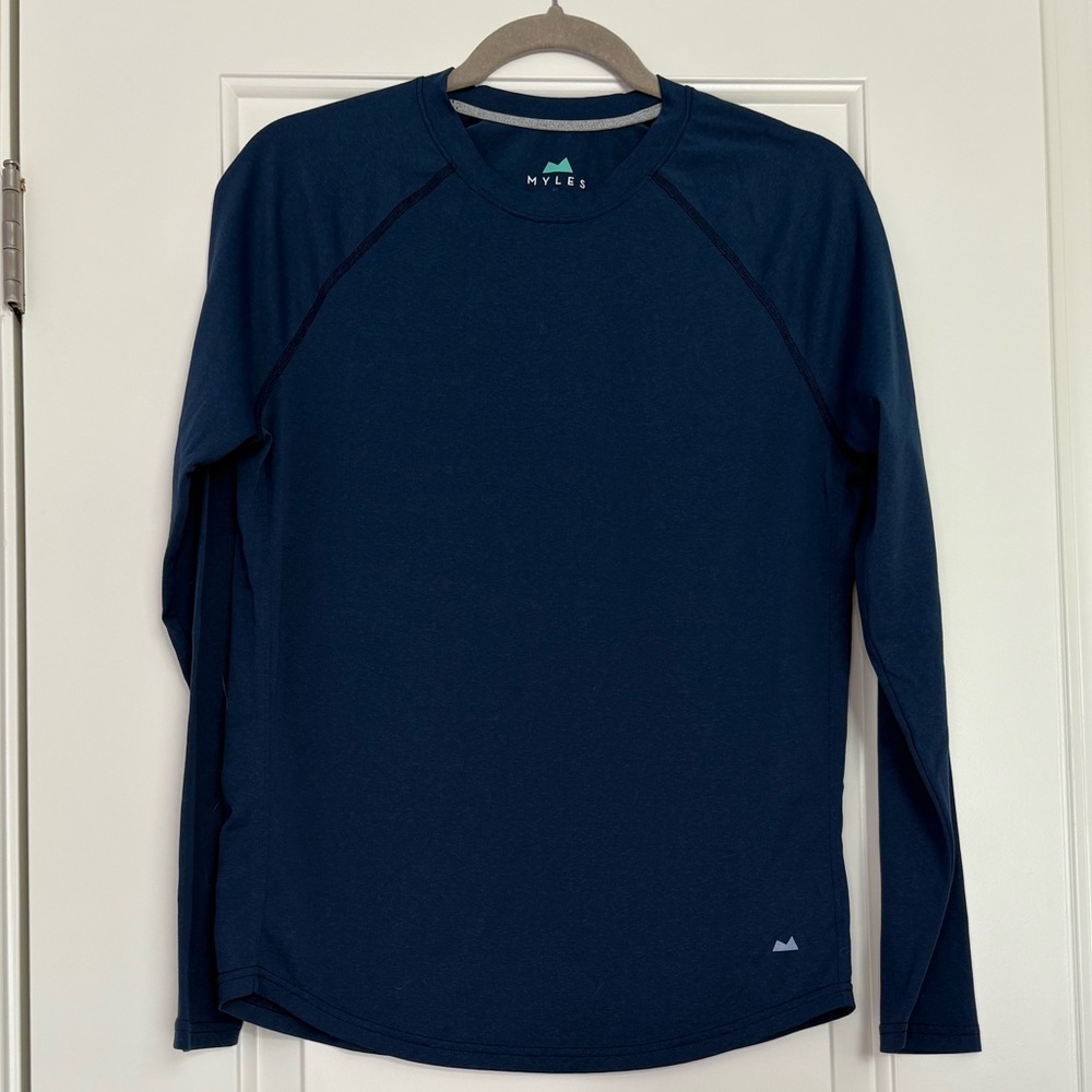Myles Dark Blue Long-Sleeve